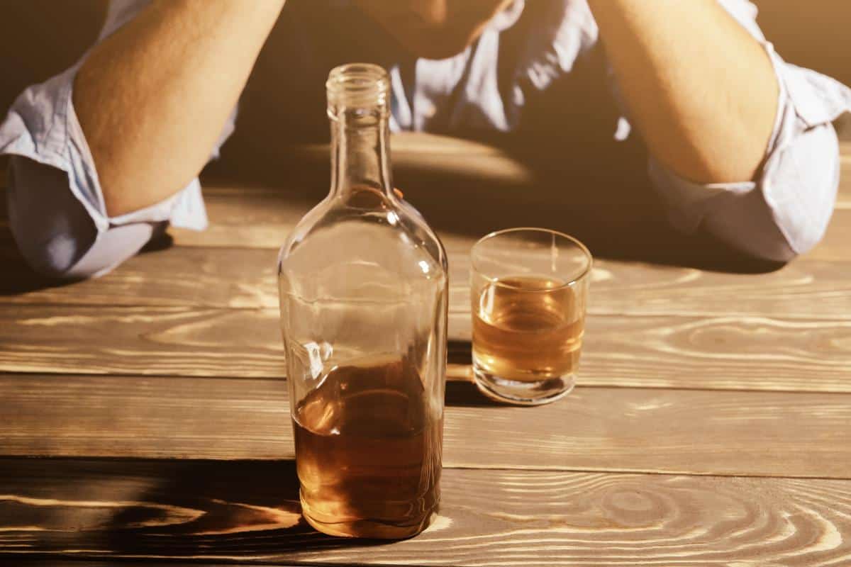 5 Signs of Alcohol Addiction in MA