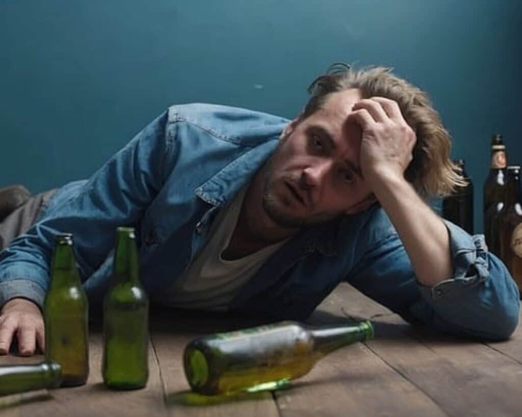 behavioral health statistics on the complications alcohol abuse and alcoholism cause